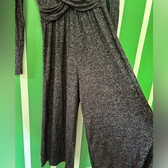 Jumpsuit - Picture 4 of 4